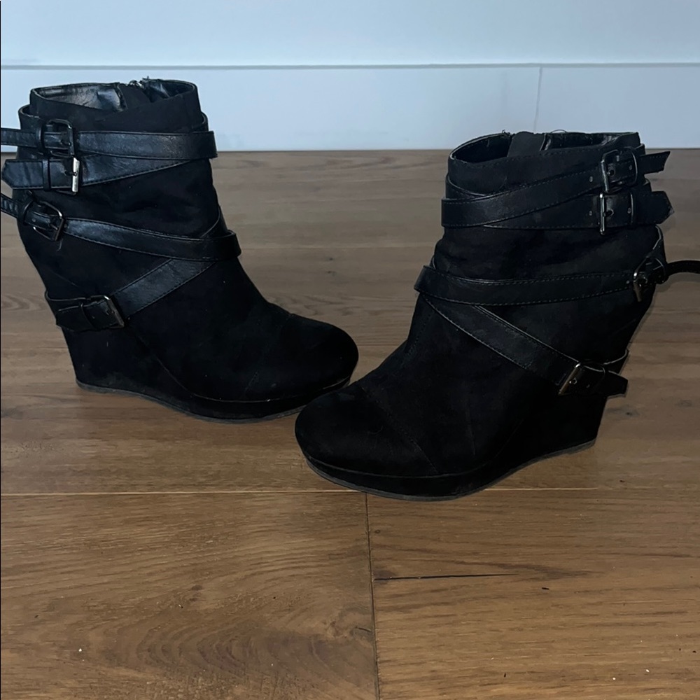 Women's Black Wedge Ankle Boots